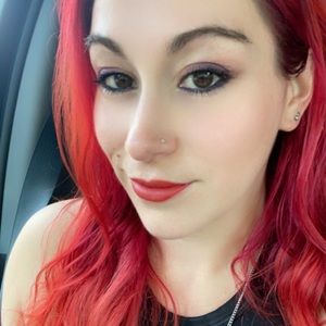 Meet your Posher, Kat